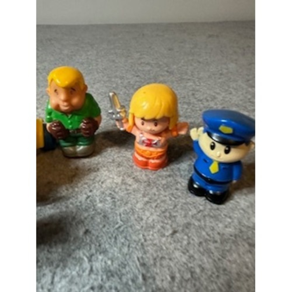 Fisher Price Little People Lot Unicorn Construction Vehicles He-Man Police 7pc - Picture 4 of 7